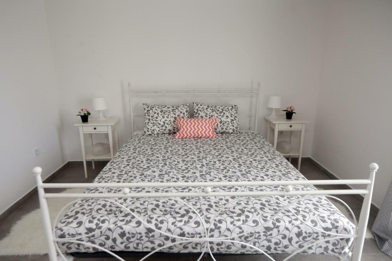 Appartamento Kuce Za Odmor Brkic Lozovac Esterno foto