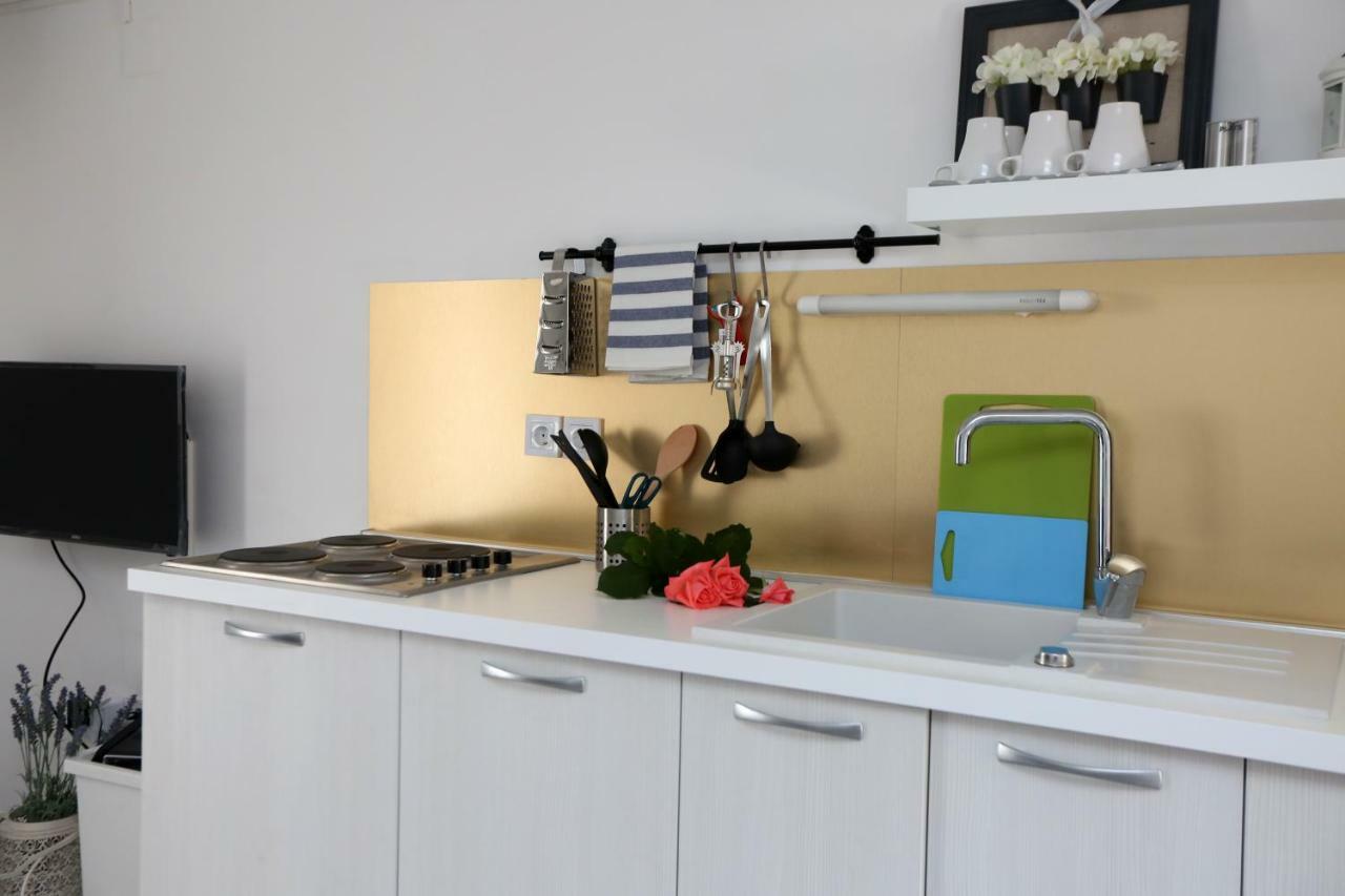 Appartamento Kuce Za Odmor Brkic Lozovac Esterno foto
